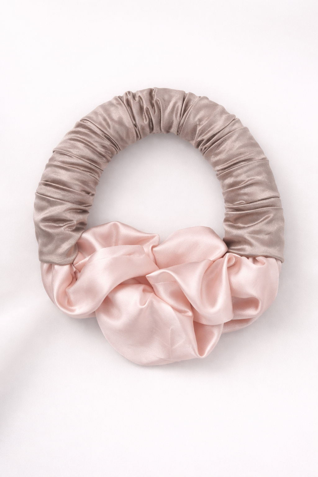 Scrunchie de nuit Bloti en satin, boucles sans chaleur